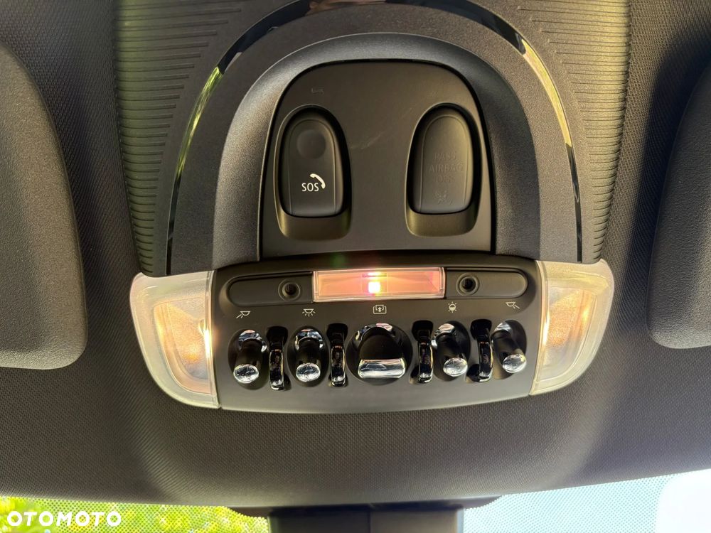 MINI Countryman Cooper S All4 Essential Trim - 21