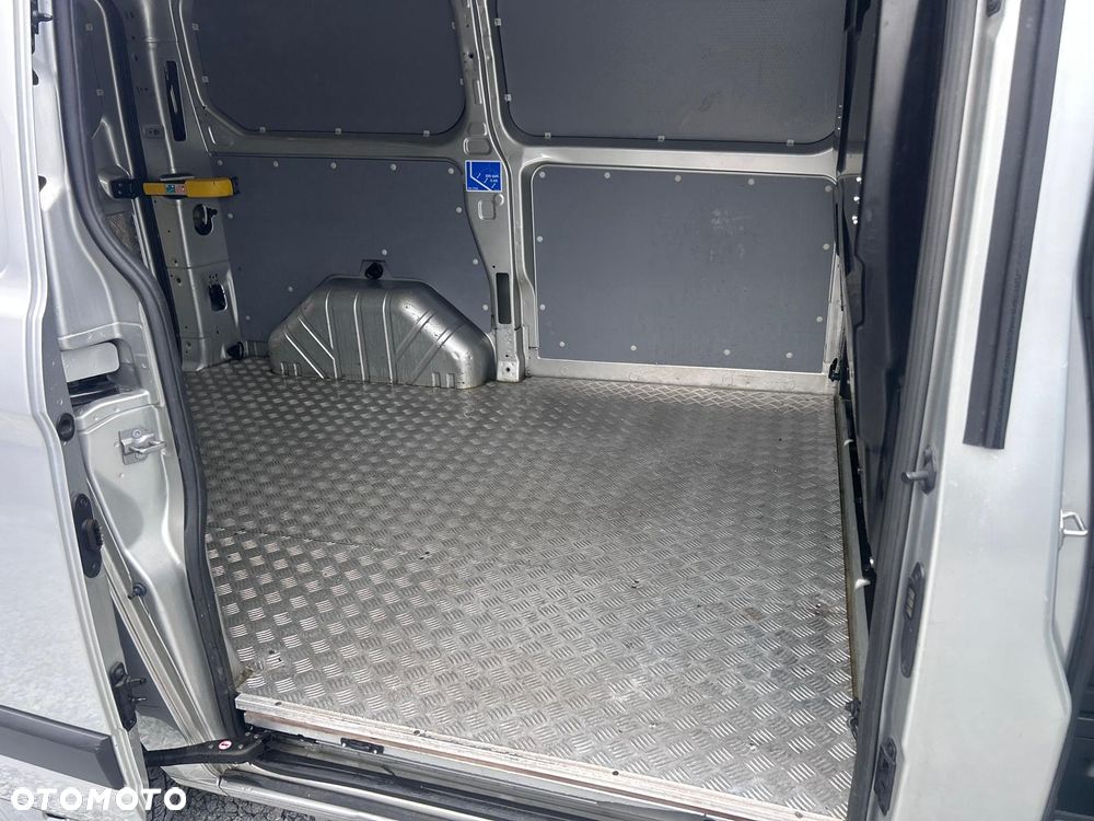 Ford Transit Custom - 15