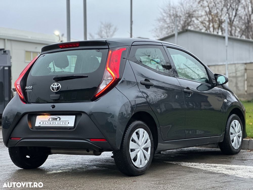 Toyota Aygo 1.0 VVY-I 5 usi X - 13