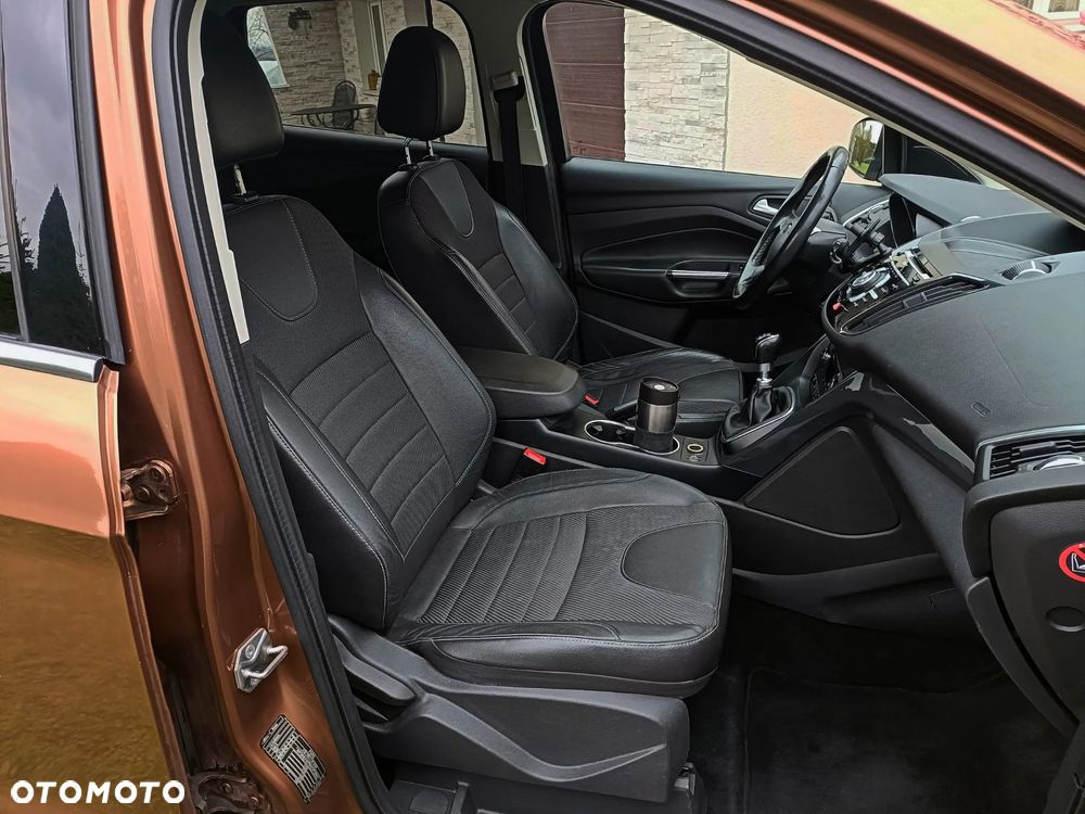 Ford Kuga 1.6 EcoBoost 2x4 Individual - 8