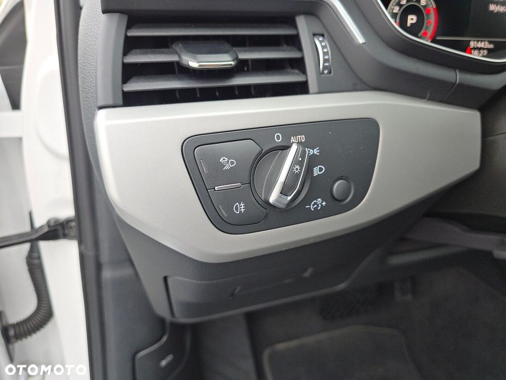 Audi A4 Limousine 35 TFSI mHEV Advanced S tronic - 15