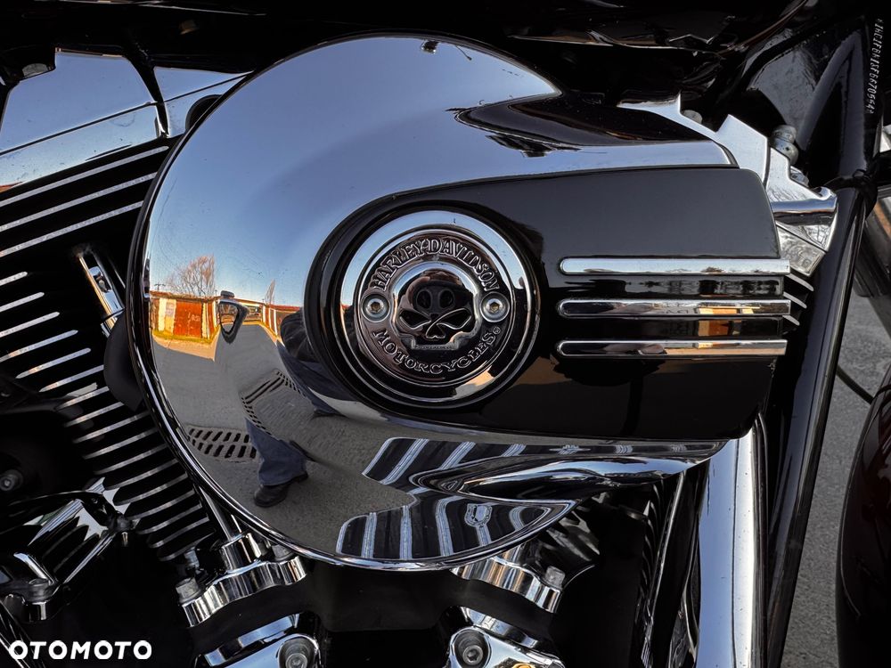 Harley-Davidson Touring Road King - 14