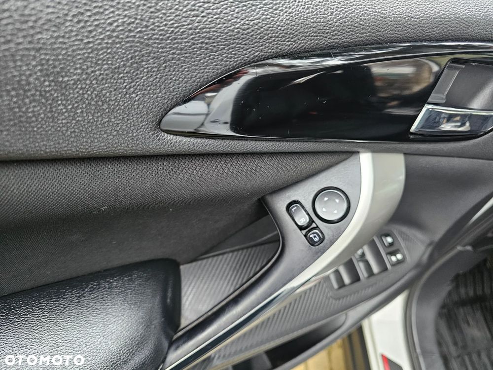 Mitsubishi Eclipse Cross 1.5 T Intense - 28