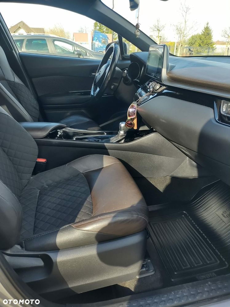 Toyota C-HR 1.8 Hybrid Premium - 6