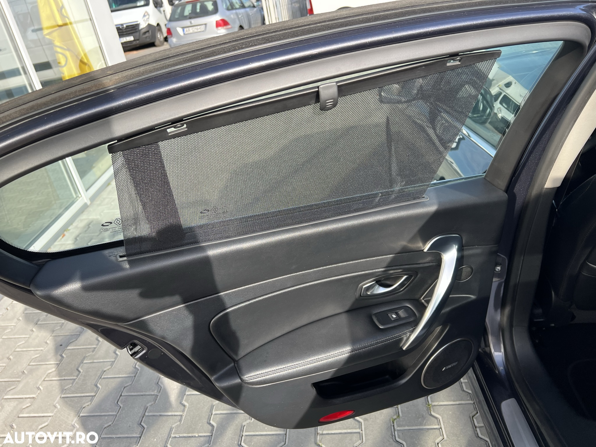 Renault Latitude 2.0 dCi Privilege - 12