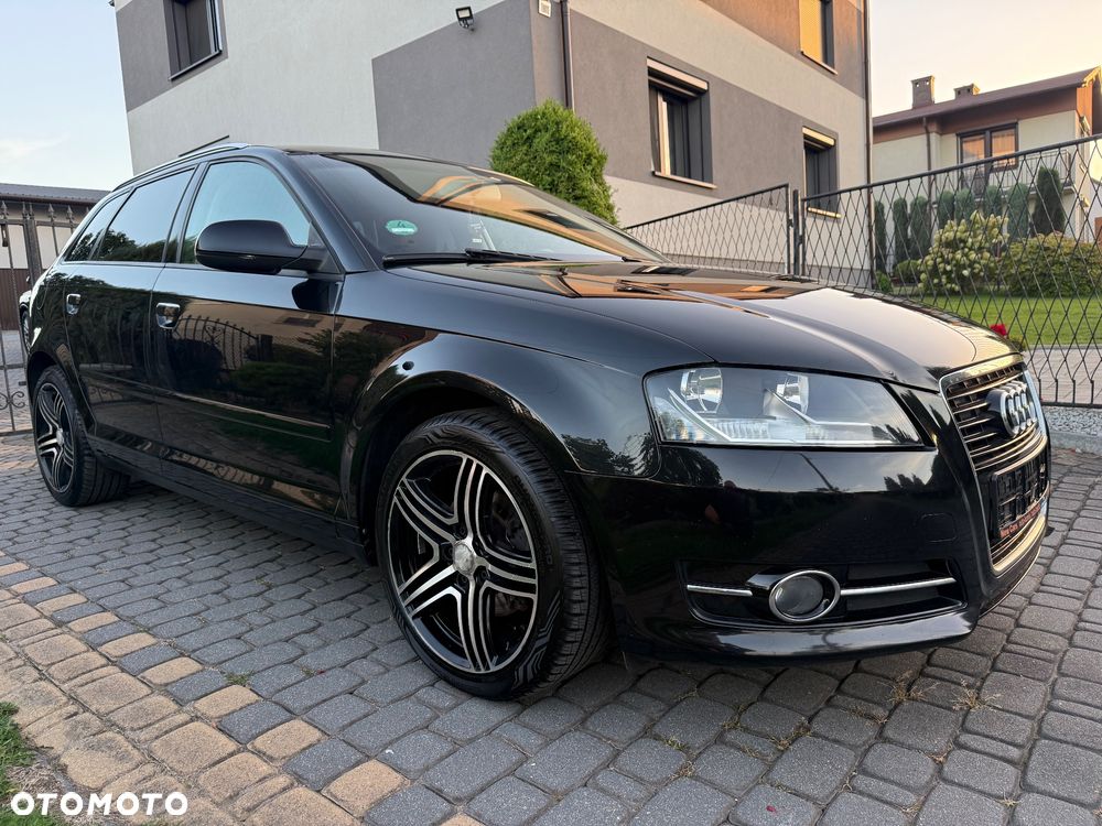 Audi A3 Sportback 1.4 TFSI S line Sportpaket - 1