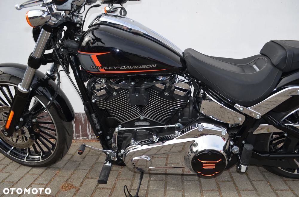 Harley-Davidson FXSB Breakout - 22