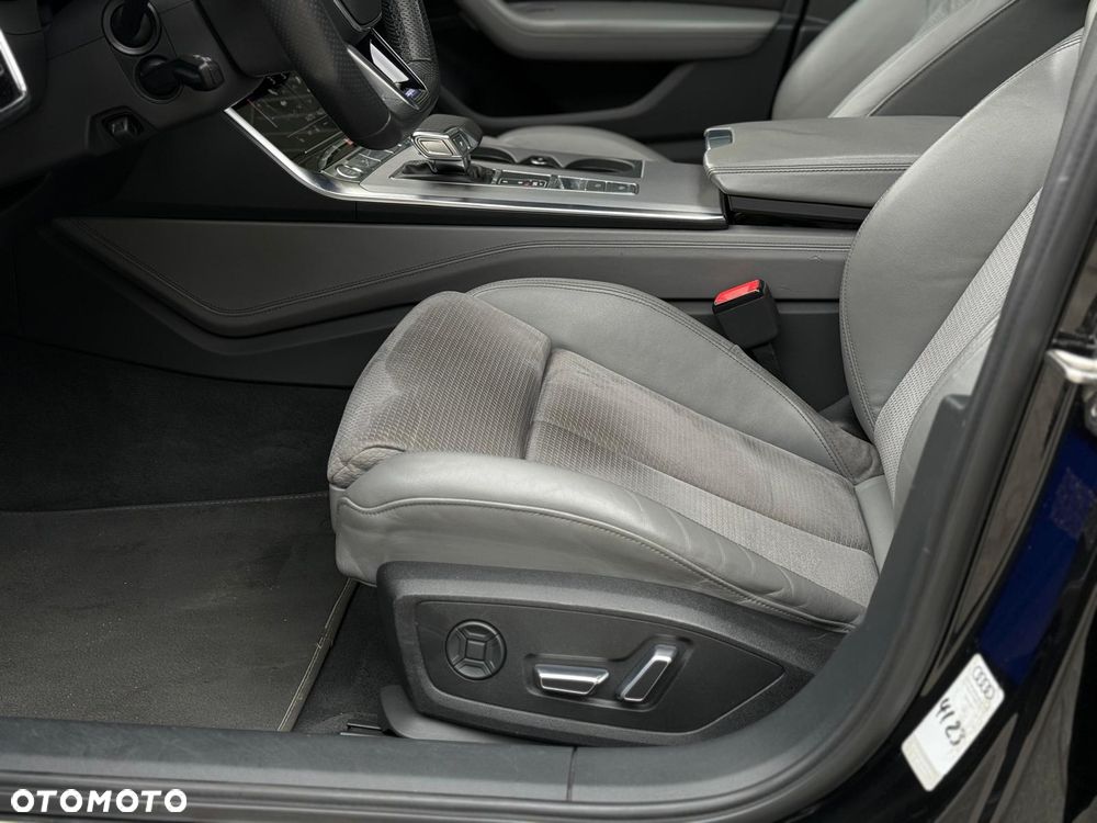 Audi A6 Avant - 17