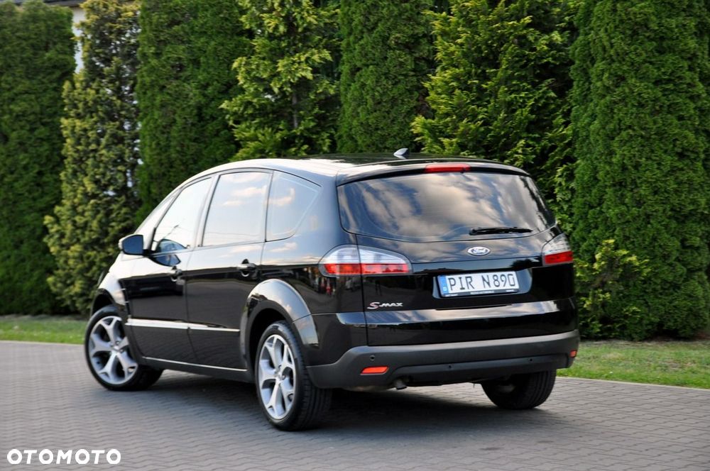 Ford S-Max - 14
