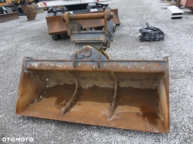 Łyzka skarpowa Liebherr SW48 Likufix - 4