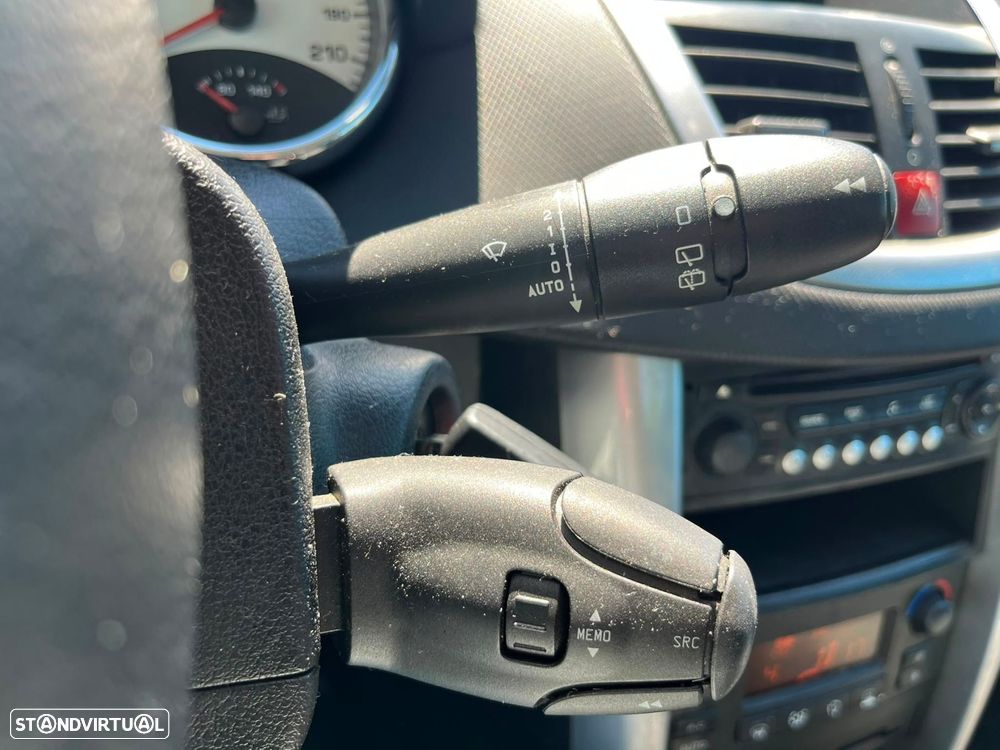 Peugeot 207 1.6 HDi Sport - 16
