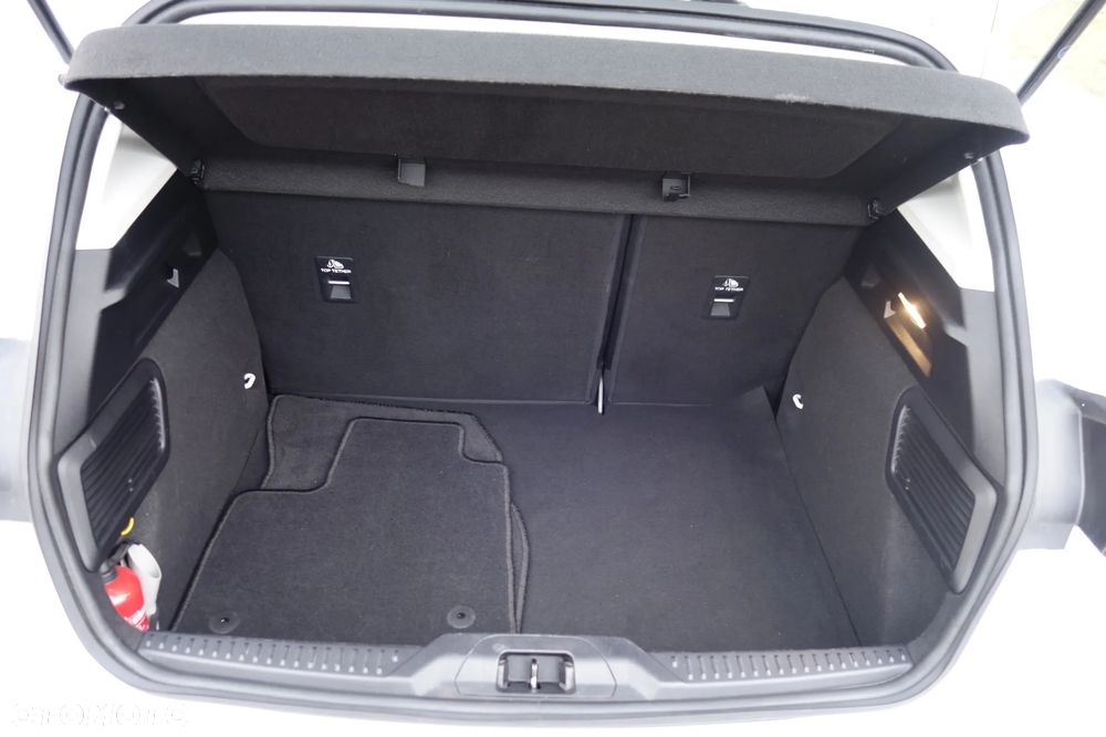 Ford Focus 1.5 EcoBlue Trend Edition - 23