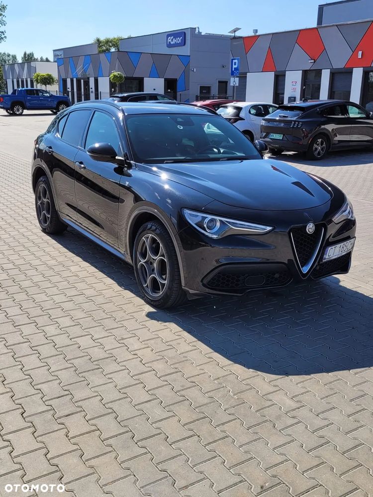 Alfa Romeo Stelvio 2.0 Turbo 16V AT8-Q4 Ti - 1
