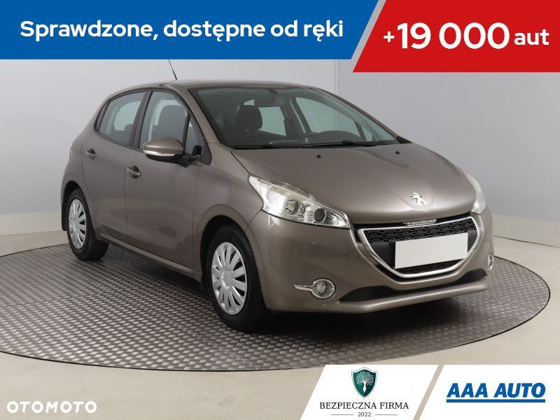 Peugeot 208 - 2