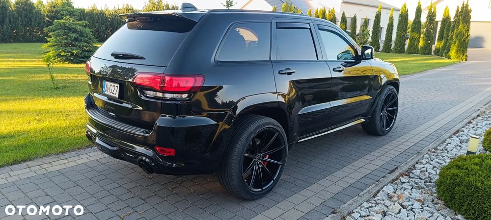 Jeep Grand Cherokee SRT - 4