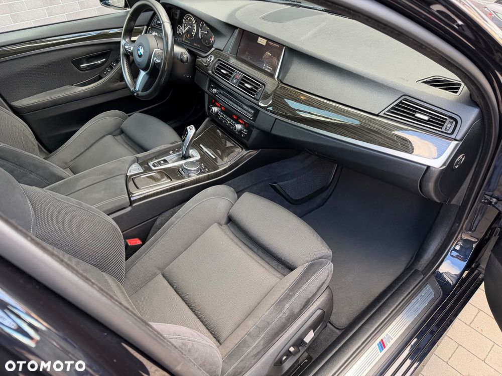 BMW Seria 5 520d M Sport Edition - 36