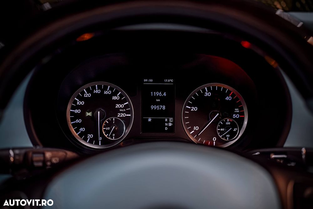 Mercedes-Benz V - 35