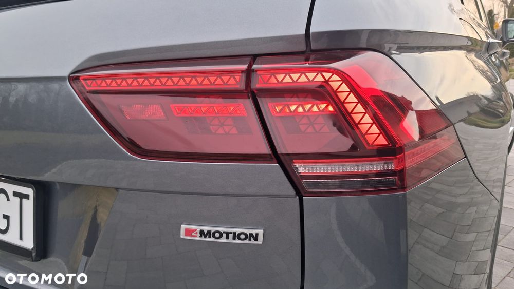 Volkswagen Tiguan 2.0 TDI SCR 4MOTION DSG URBAN SPORT - 17