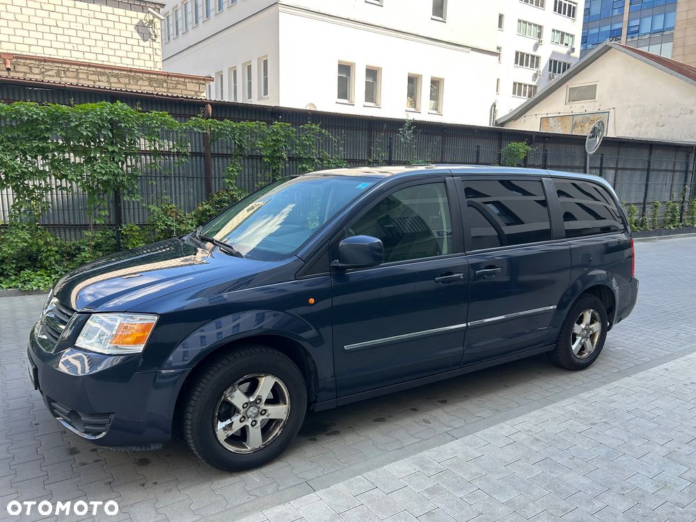 Dodge Grand Caravan 3.8 SXT - 4