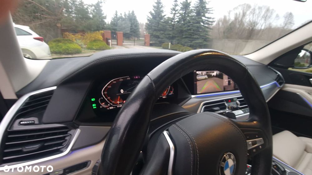 BMW X5 xDrive40i - 21