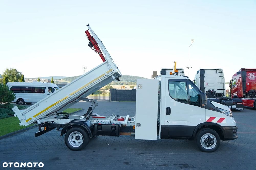 Iveco DAILY 35-160 / WYWROTKA 3 STR. STALOWA / WYCIĄGARKA / BLIŹNIAK / MANUAL /  SPROWADZONY / EURO 6 - 7