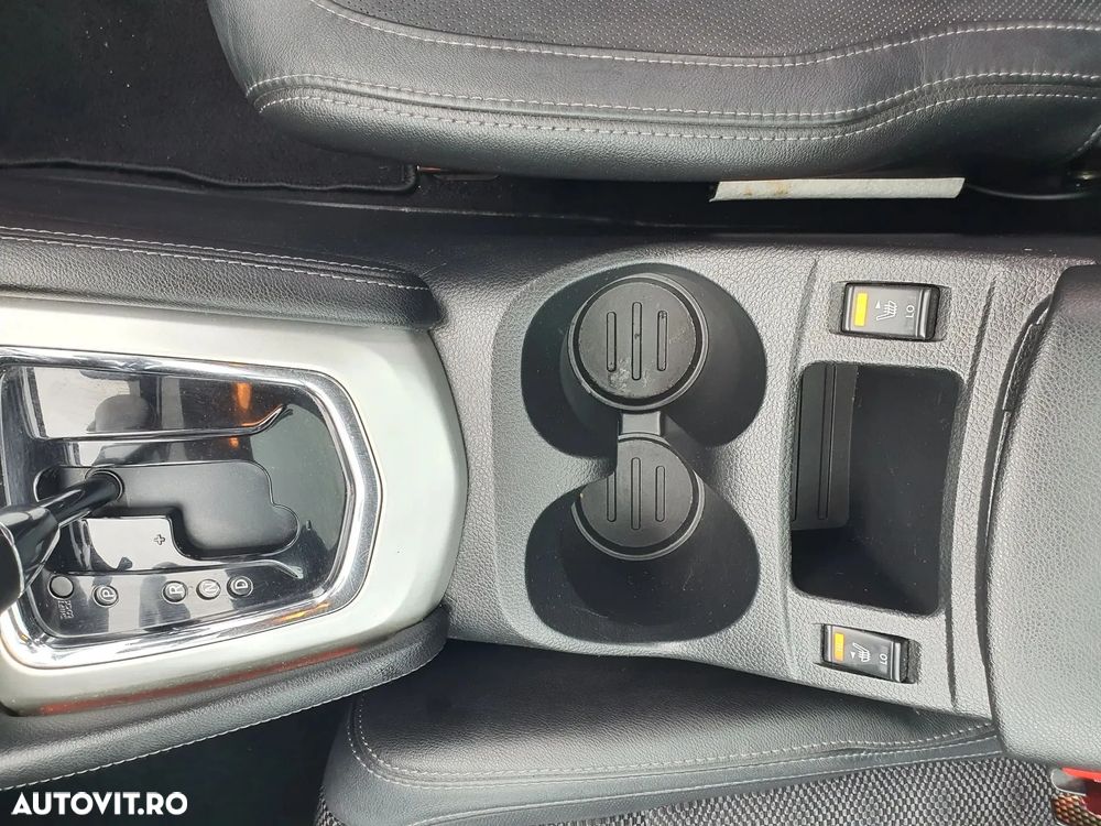 Nissan Qashqai 1.6 DCI Xtronic TEKNA+ - 13