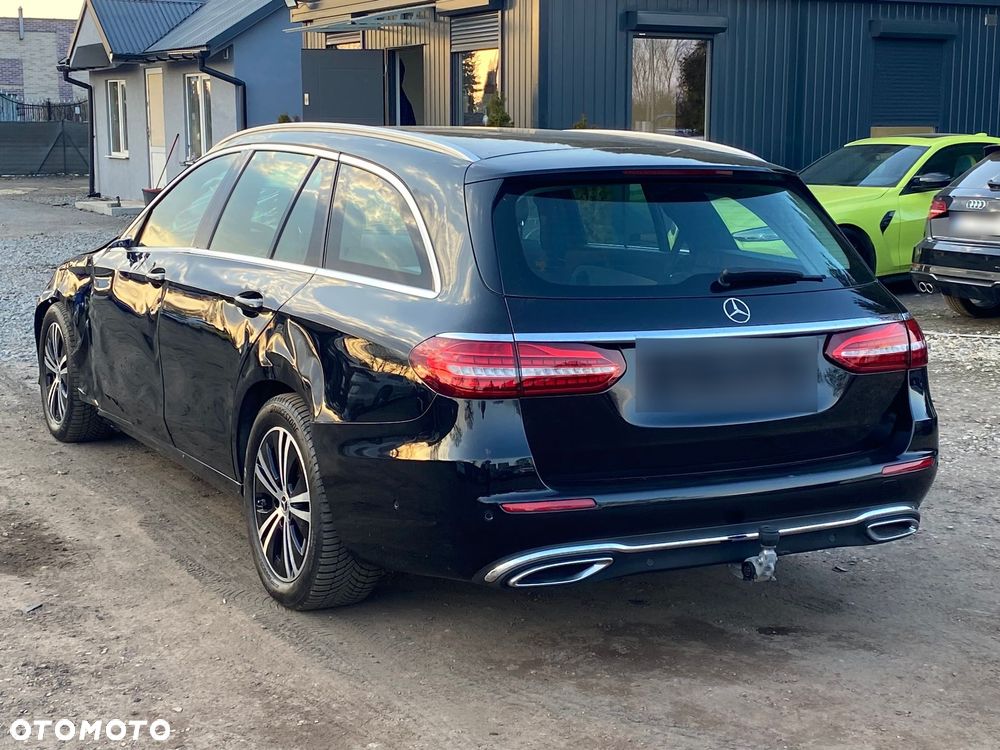 Mercedes-Benz Klasa E - 12