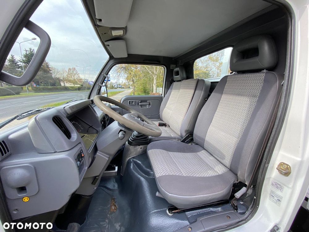 Nissan CABSTAR 3,0D PODNOŚNIK KOSZOWY MULTITEL MX200 20M WYS. ROBOCZA - 30