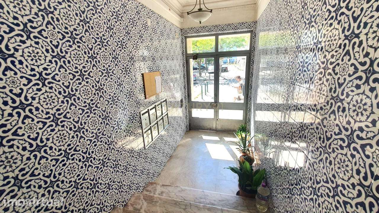 Apartamento T3 remodelado no centro em  Corroios - 2 Casa de Banho # I - Grande imagem: 4/16