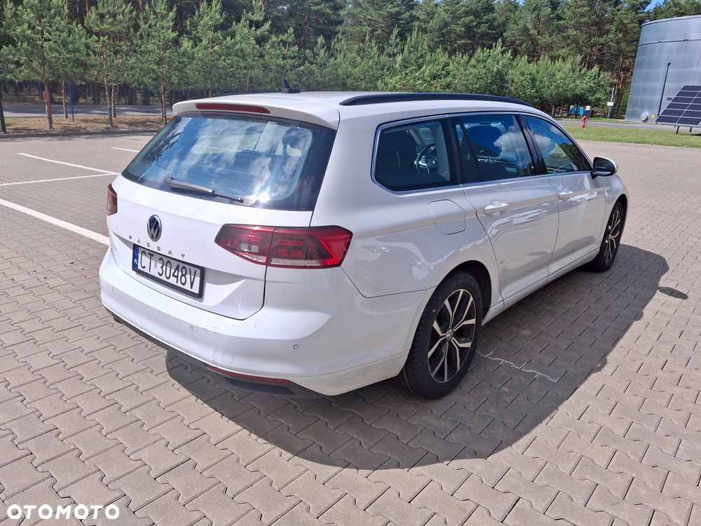 Volkswagen Passat 1.5 TSI EVO Business DSG - 4