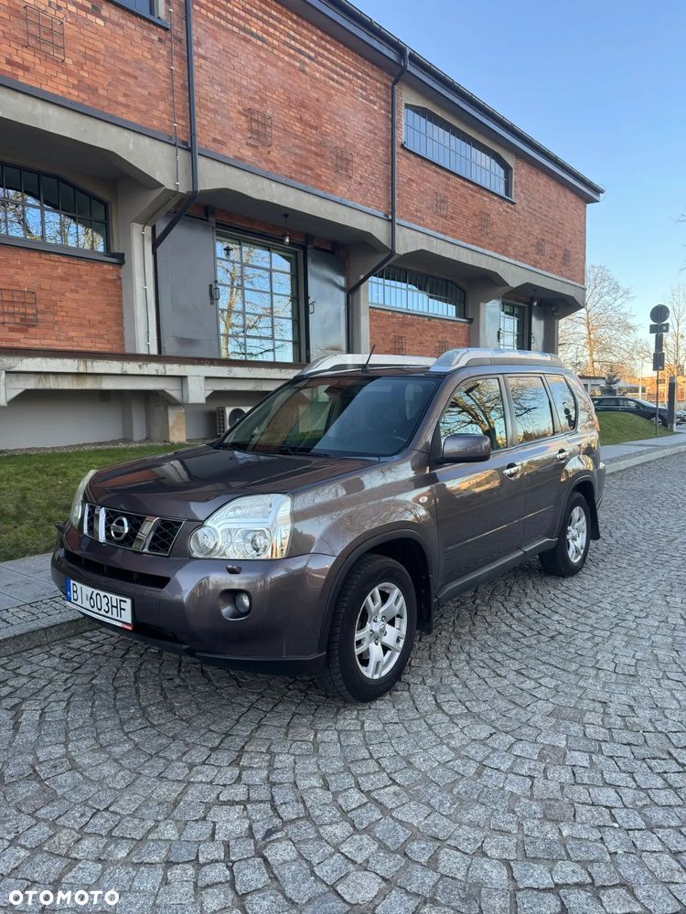 Nissan X-Trail - 1