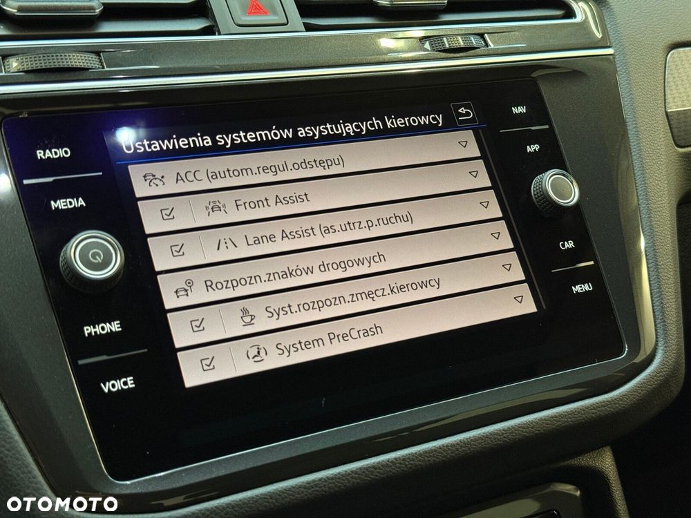 Volkswagen Tiguan 2.0 TDI SCR Life - 39
