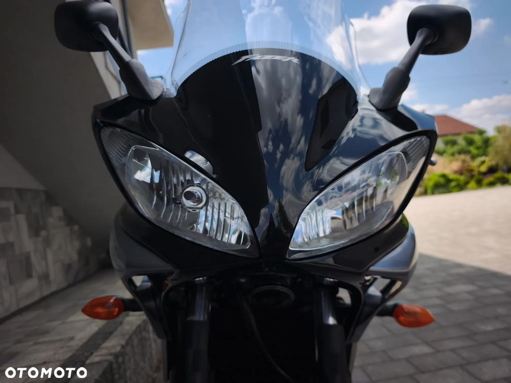 Yamaha FZ6 - 29