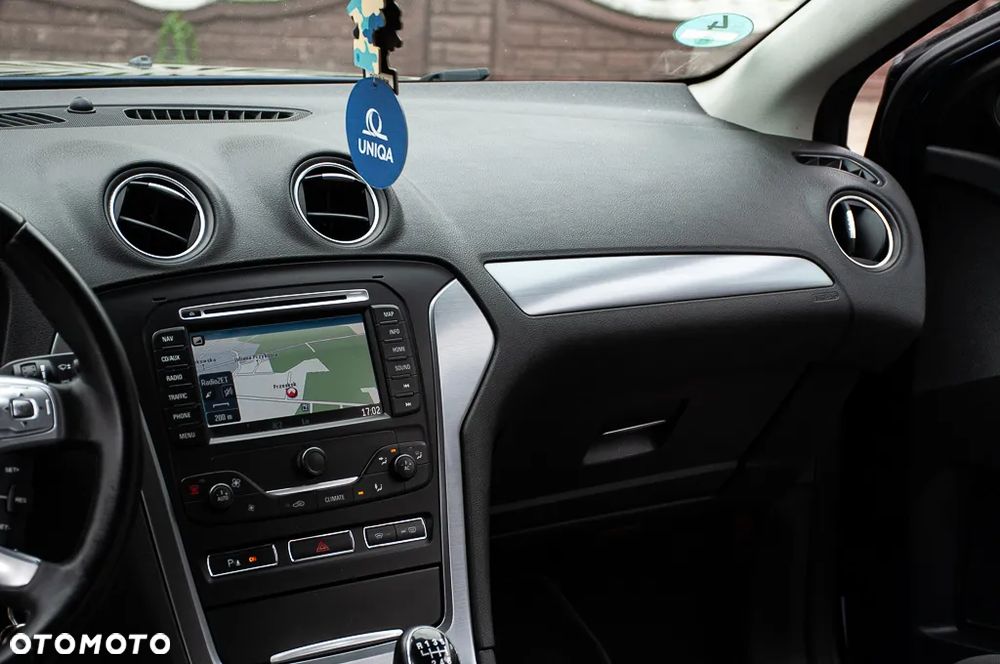 Ford Mondeo 2.0 TDCi Business Edition - 32