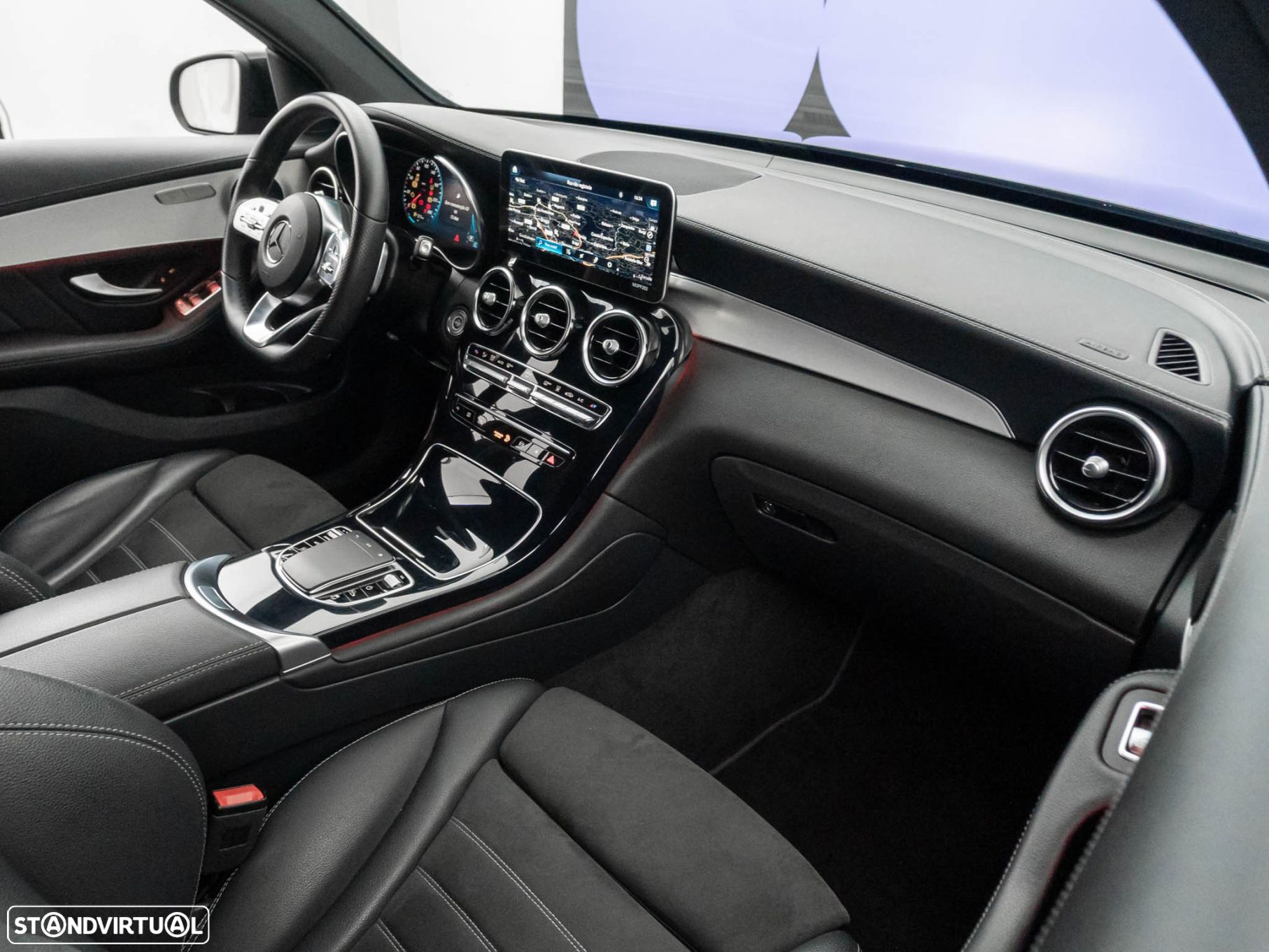 Mercedes-Benz GLC 300 de Coupé 4Matic - 41