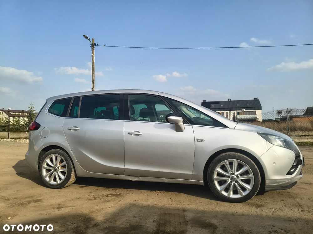 Opel Zafira - 4