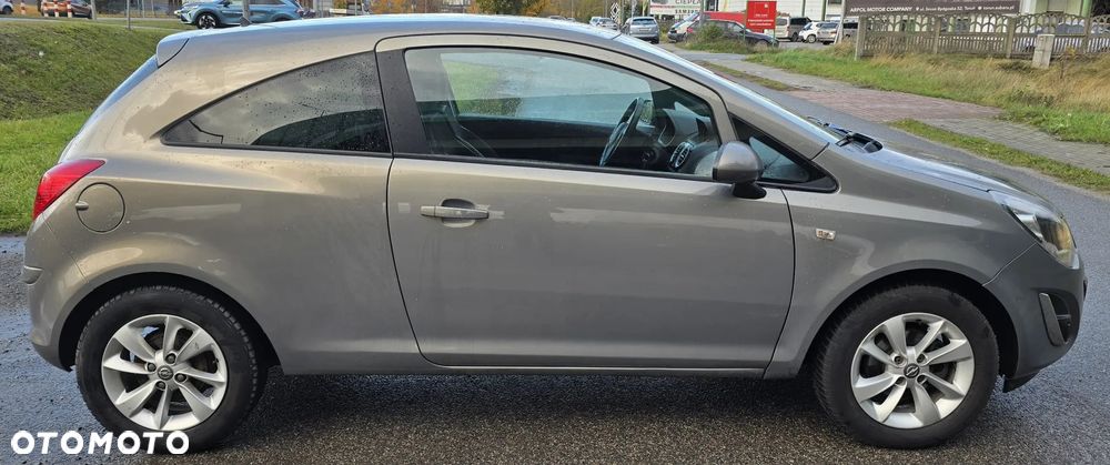 Opel Corsa 1.4 16V Color Edition - 6