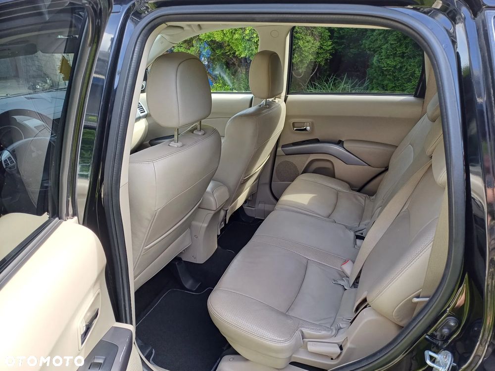 Mitsubishi Outlander 2.0 DID Intense + - 15