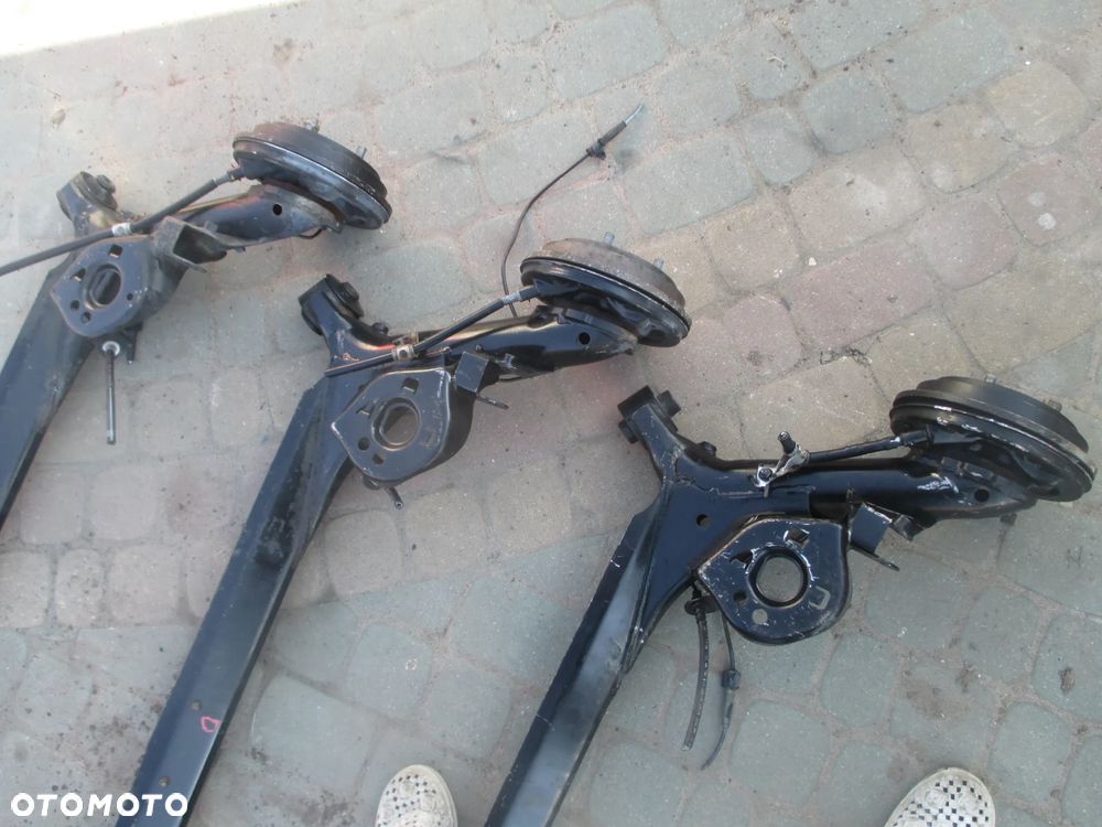 belka zawieszenia oś Honda Jazz II 02/08 Bębny ABS Orginał bez rdzy super stan - 7