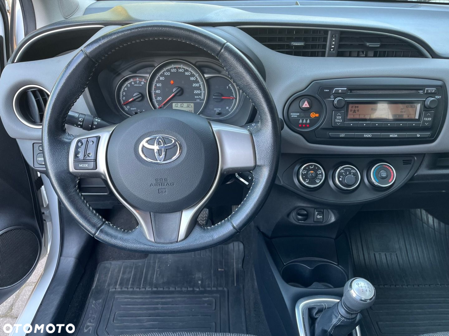 Toyota Yaris 1.33 Active - 5