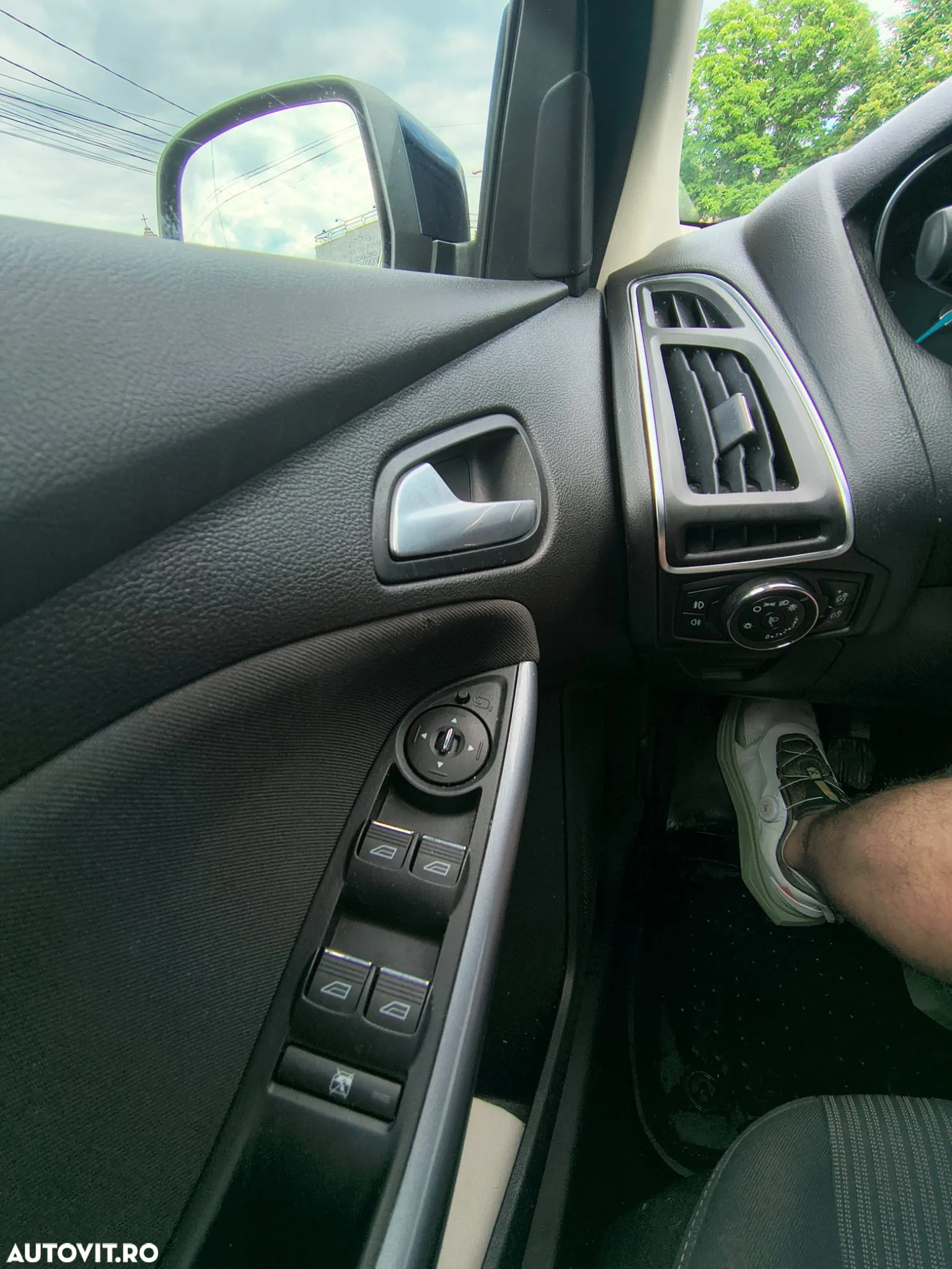 Ford Focus - 9