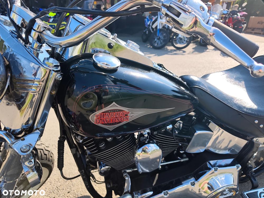 Harley-Davidson Softail Heritage Classic - 30
