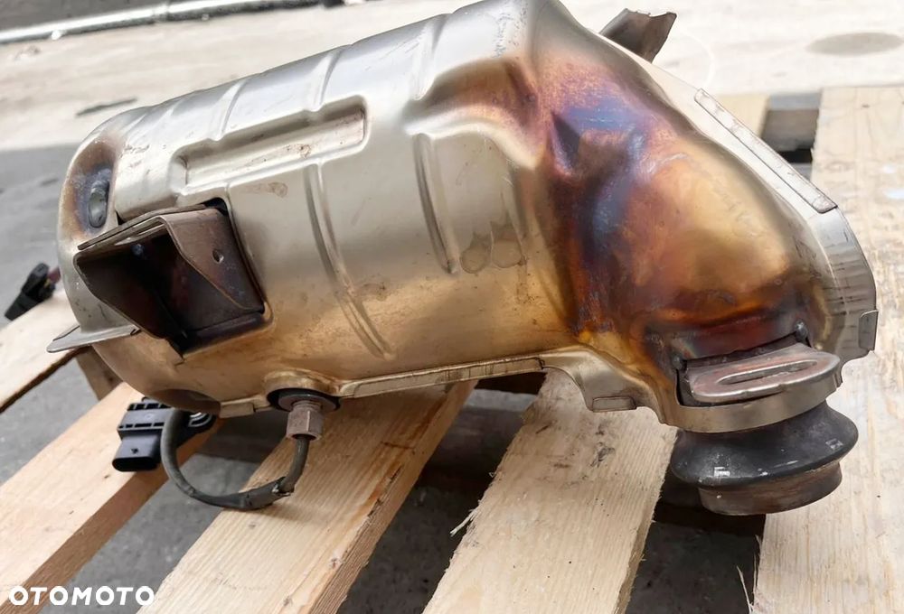 KATALIZATOR FILTR GPF RENAULT DACIA NISSAN MERCEDES 1.3 TCE - 208A0 8872R - 4