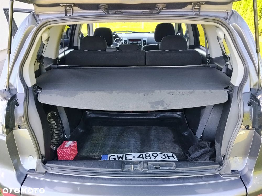 Mitsubishi Outlander 2.2 DID Instyle - 37