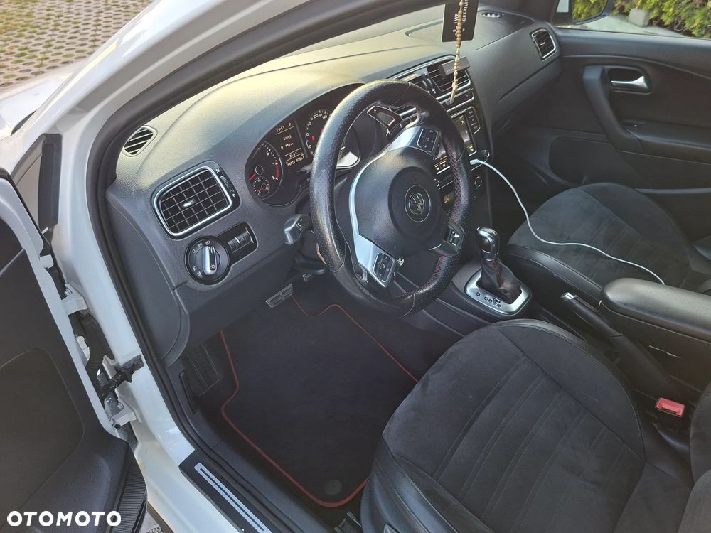 Volkswagen Polo 1.4 TSI GTI DSG - 12