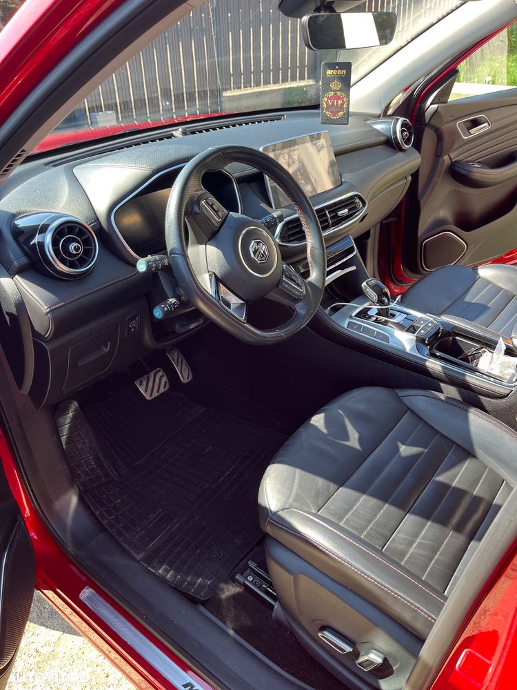 MG EHS Luxury - 7