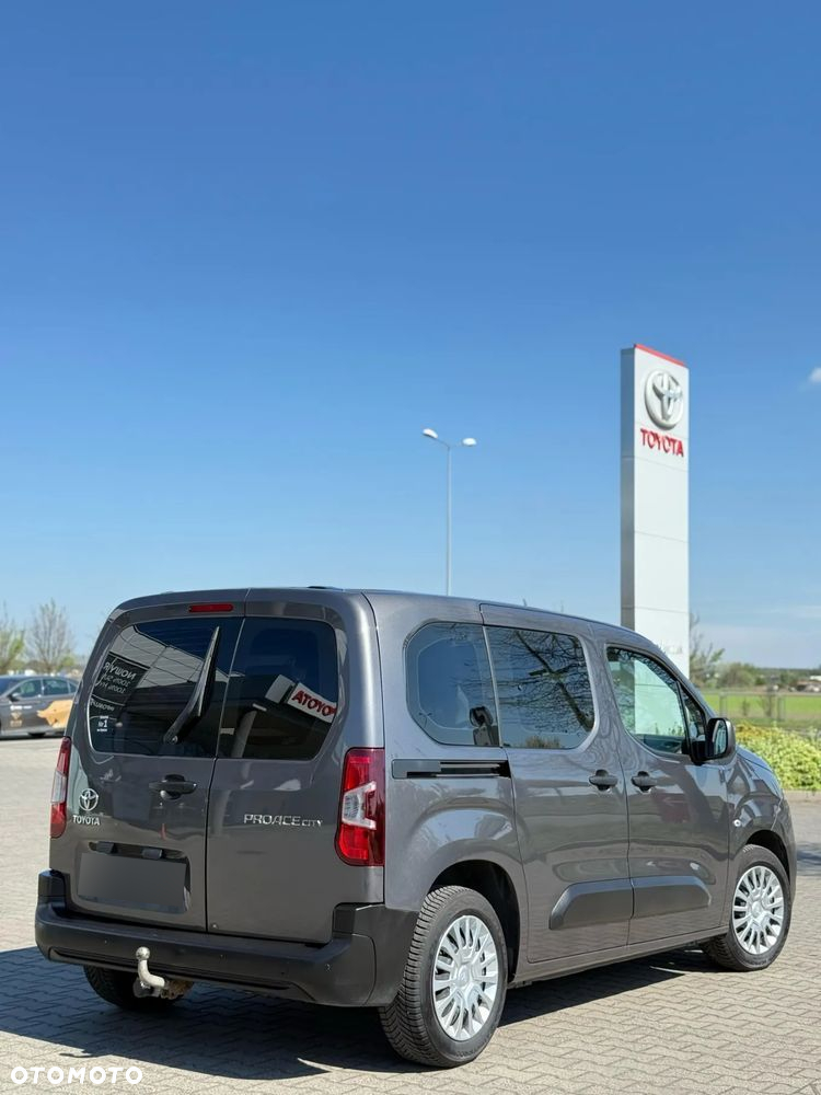 Toyota Proace City Verso 1.2 D-4T Family - 11