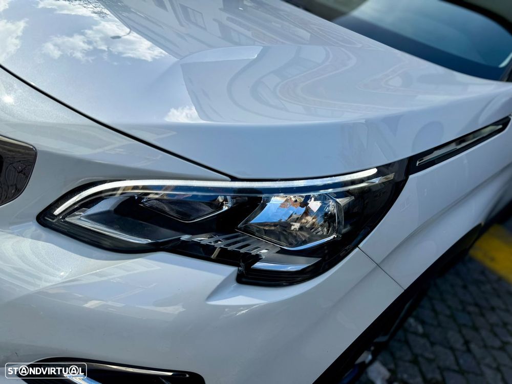 Peugeot 3008 2019 photo 5