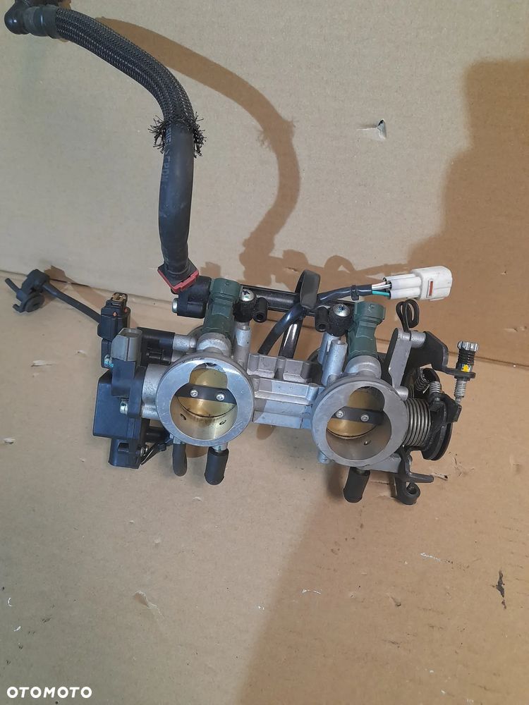 = KAWASAKI ER-6N 2012 WTRYSKI PRZEPUSTNICE - 4