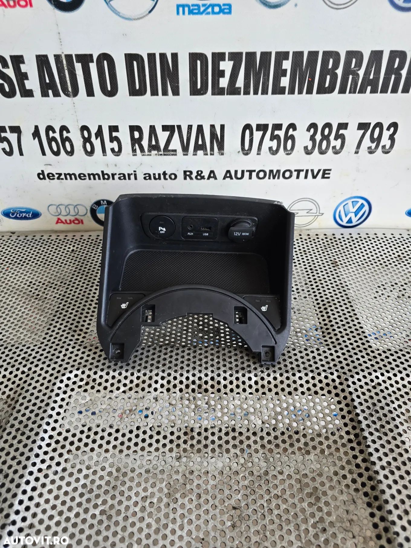 Modul Auxiliar Butoane Incalzire Scaune Kia Sportage 3 An 2010-2015 Motor D4HA - 1